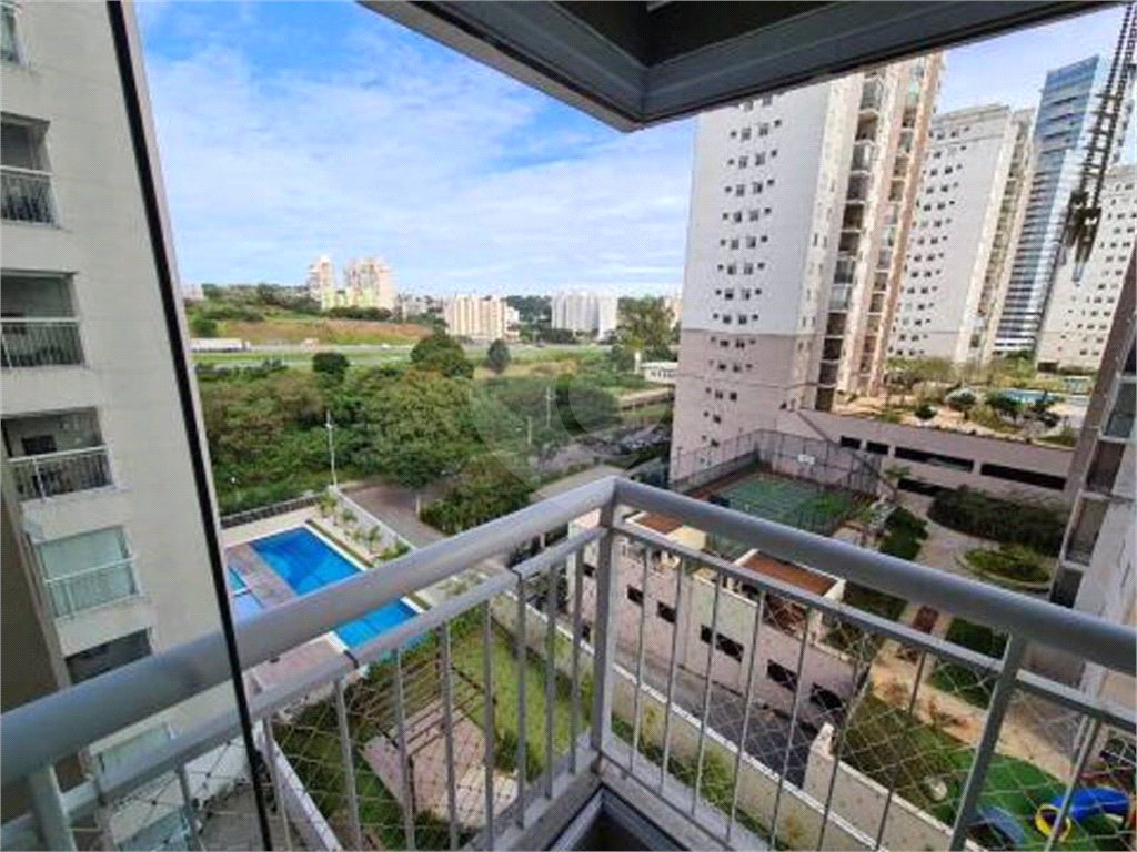Apartamento à venda com 2 quartos, 70m² - Foto 16