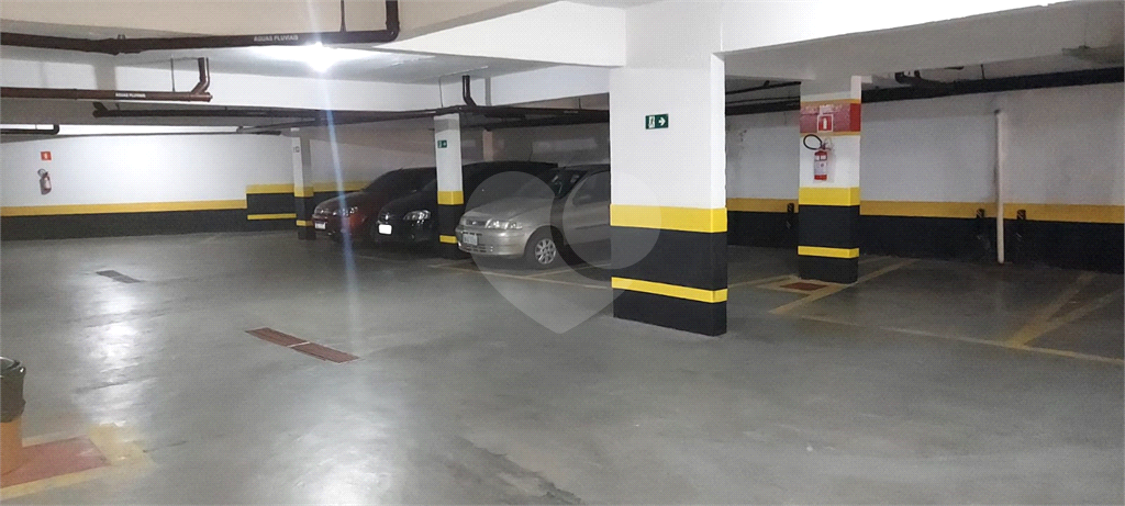 APARTAMENTO em PARADA INGLESA