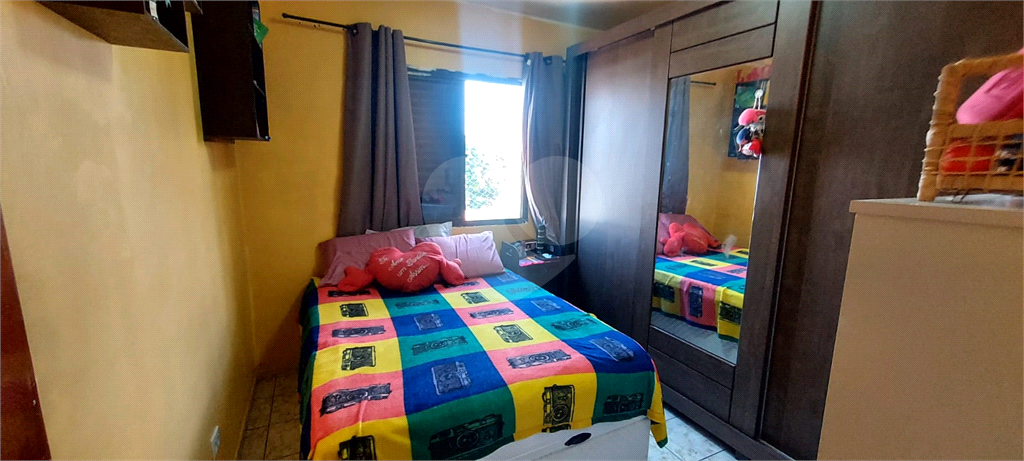 APARTAMENTO em PARADA INGLESA