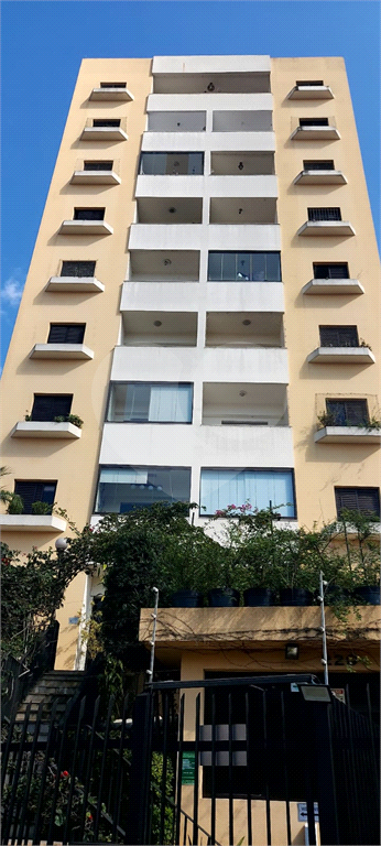APARTAMENTO em PARADA INGLESA
