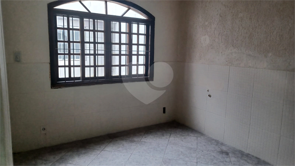 Sobrado comercial com 159m² de área total