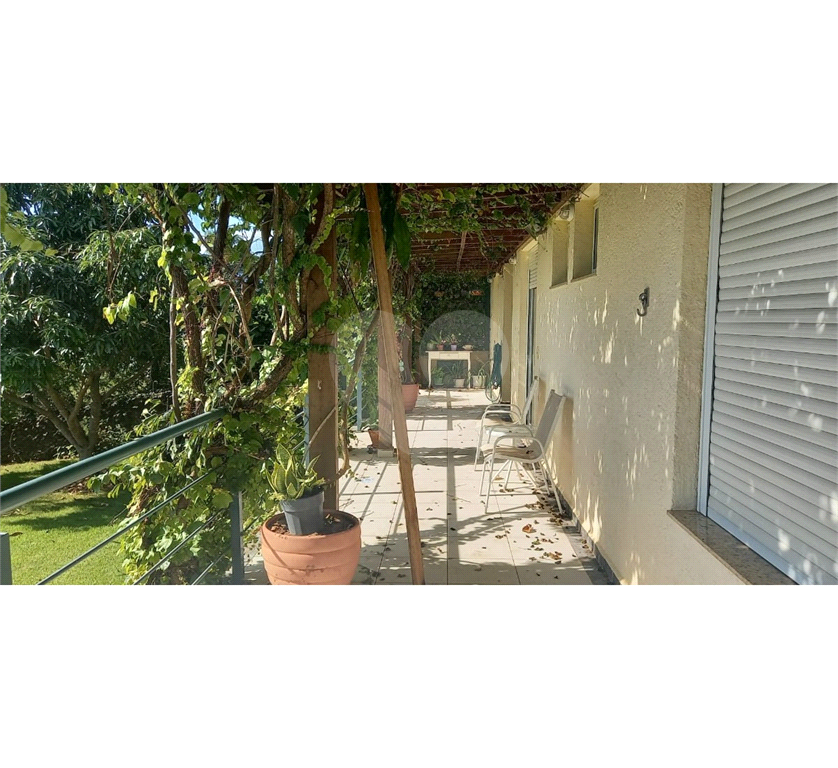 Casa Condominio Fazenda Serra Azul I
