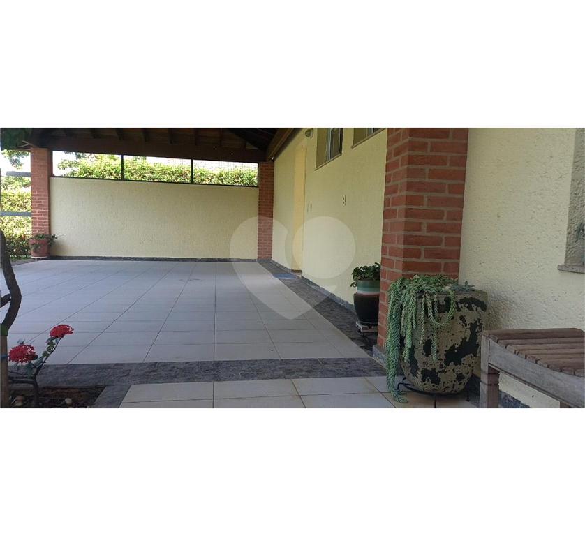 Casa Condominio Fazenda Serra Azul I