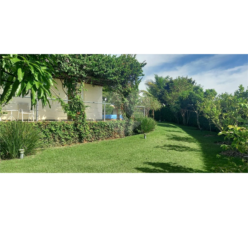 Casa Condominio Fazenda Serra Azul I