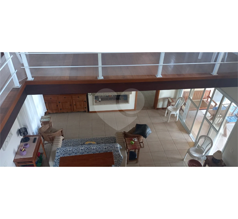 Casa Condominio Fazenda Serra Azul I