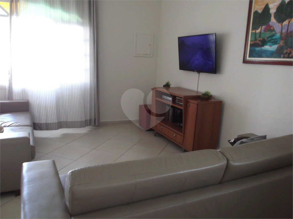 CASA TERREA - BAIRRO ARPUADOR - 4 DORMIÓRIOS-  1 SUÍTE -3 BANHEIROS  - 2 VAGAS - PISCINA - VENDA