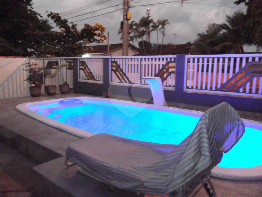 CASA TERREA - BAIRRO ARPUADOR - 4 DORMIÓRIOS-  1 SUÍTE -3 BANHEIROS  - 2 VAGAS - PISCINA - VENDA