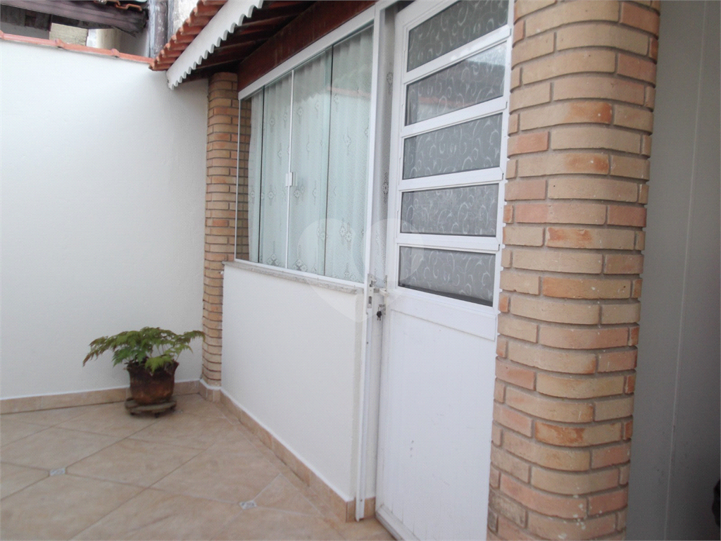 CASA TERREA - BAIRRO ARPUADOR - 4 DORMIÓRIOS-  1 SUÍTE -3 BANHEIROS  - 2 VAGAS - PISCINA - VENDA