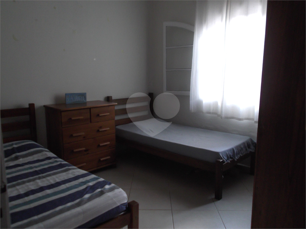 CASA TERREA - BAIRRO ARPUADOR - 4 DORMIÓRIOS-  1 SUÍTE -3 BANHEIROS  - 2 VAGAS - PISCINA - VENDA