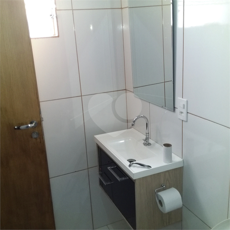 Casa à venda com 2 quartos, 75m² - Foto 17