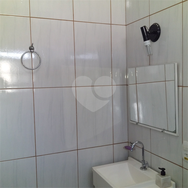 Casa à venda com 2 quartos, 75m² - Foto 11