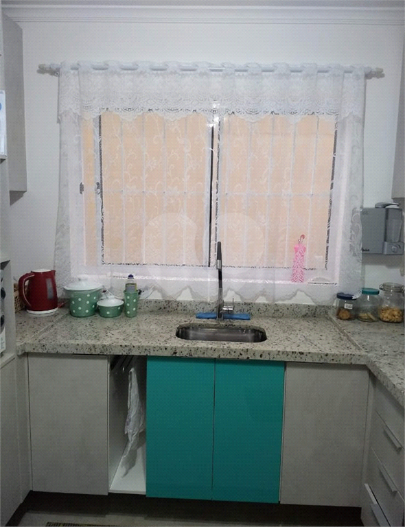 Casa - Sobrado - 2 Dormitórios / Quartos - 2 Vagas - Venda / Compra