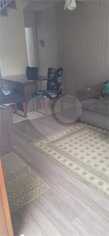 Casa - Sobrado - 2 Dormitórios / Quartos - 2 Vagas - Venda / Compra