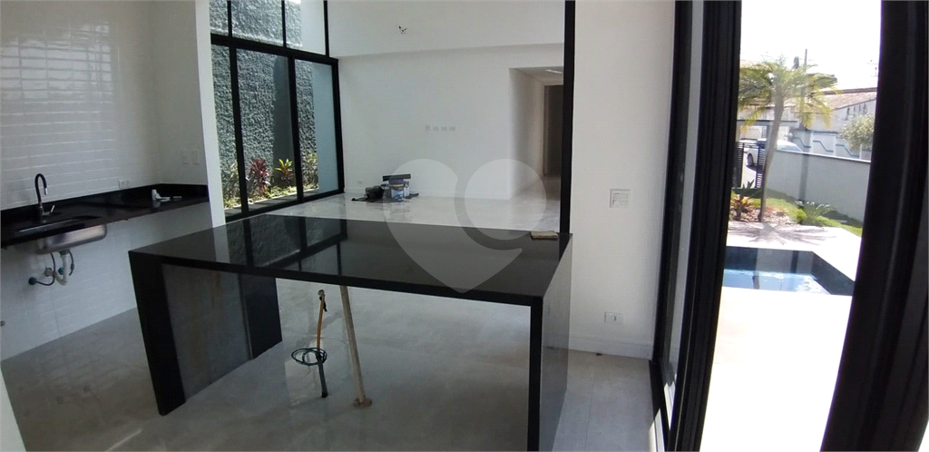 Casa à venda com 3 quartos, 235m² - Foto 5