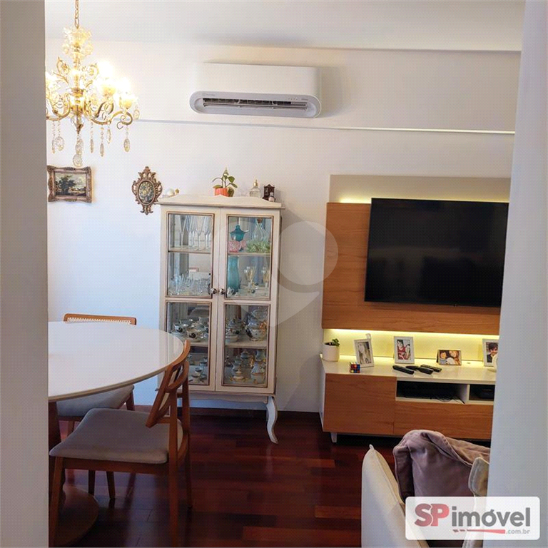 APARTAMENTO em CAMBUCI