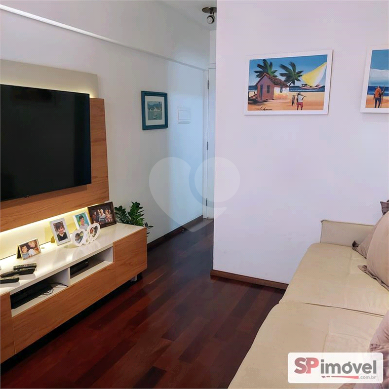 APARTAMENTO em CAMBUCI