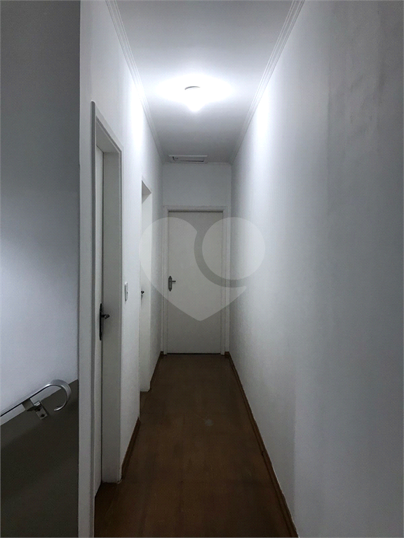 Casa à venda com 3 quartos, 233m² - Foto 21