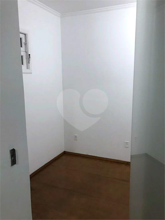 Casa à venda com 3 quartos, 233m² - Foto 18