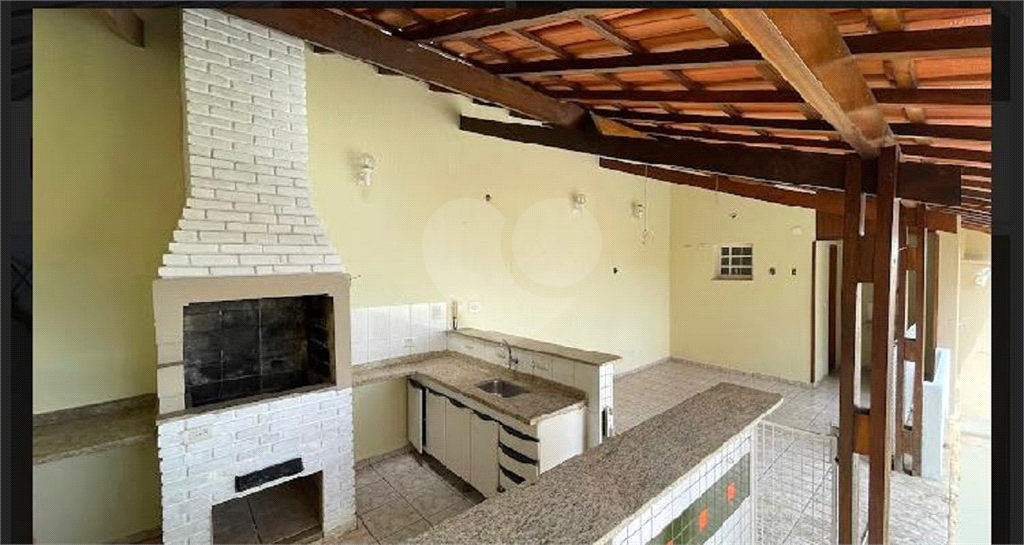 Casa à venda e aluguel com 3 quartos, 168m² - Foto 12