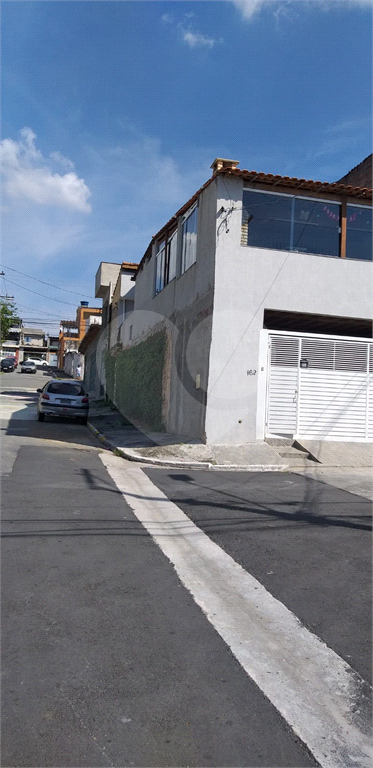 Sobrado de esquina Vila Francos 