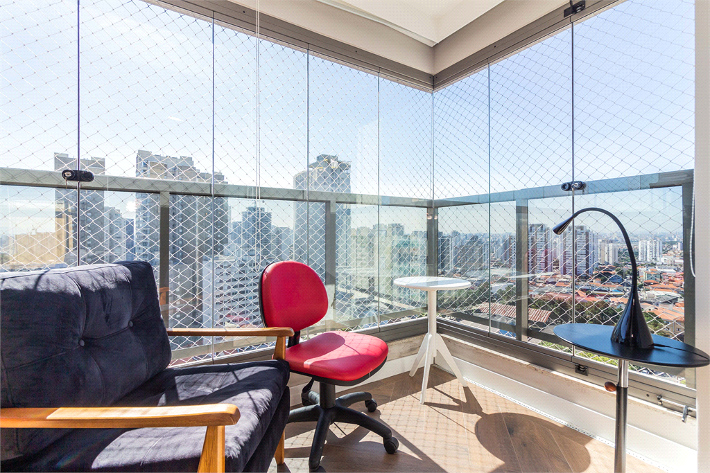Apartamento para venda com 166,8 m, três suítes, três vagas na Saúde-SP