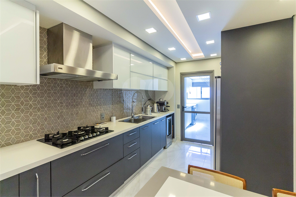 Apartamento para venda com 166,8 m, três suítes, três vagas na Saúde-SP