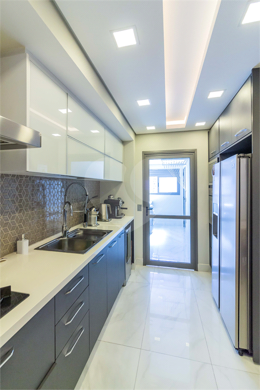 Apartamento para venda com 166,8 m, três suítes, três vagas na Saúde-SP