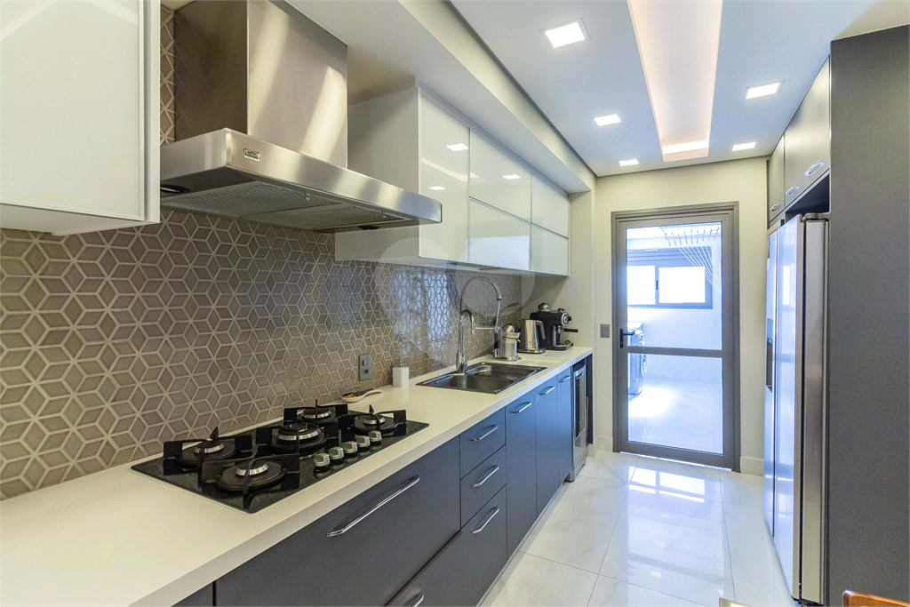 Apartamento para venda com 166,8 m, três suítes, três vagas na Saúde-SP
