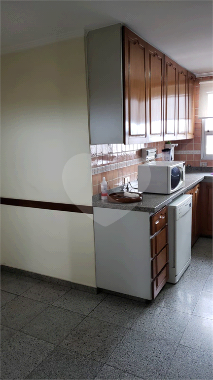 APARTAMENTO em LAPA