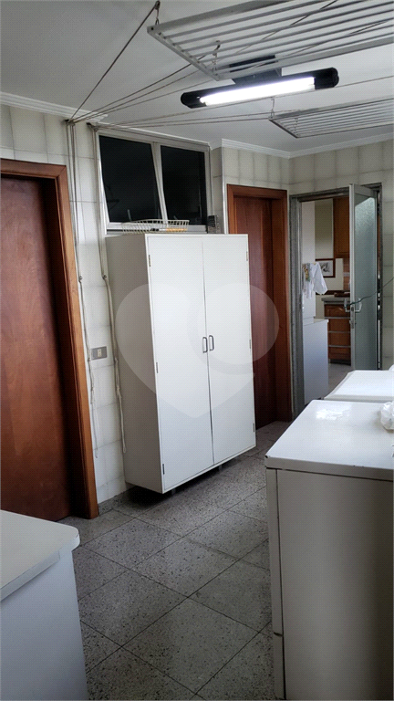 APARTAMENTO em LAPA