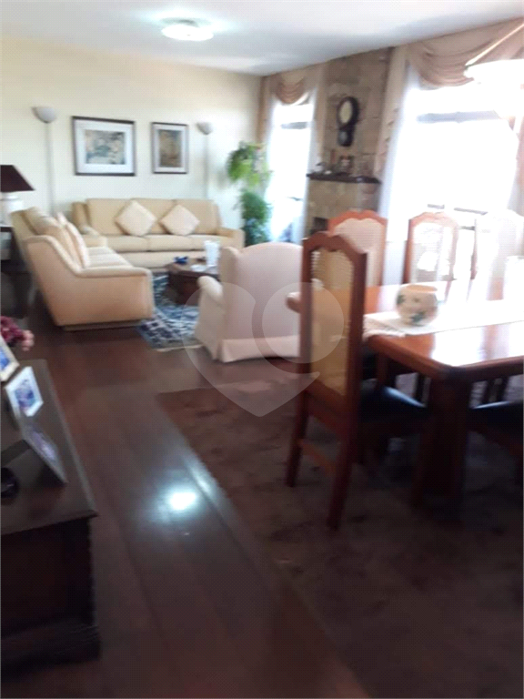 APARTAMENTO em LAPA