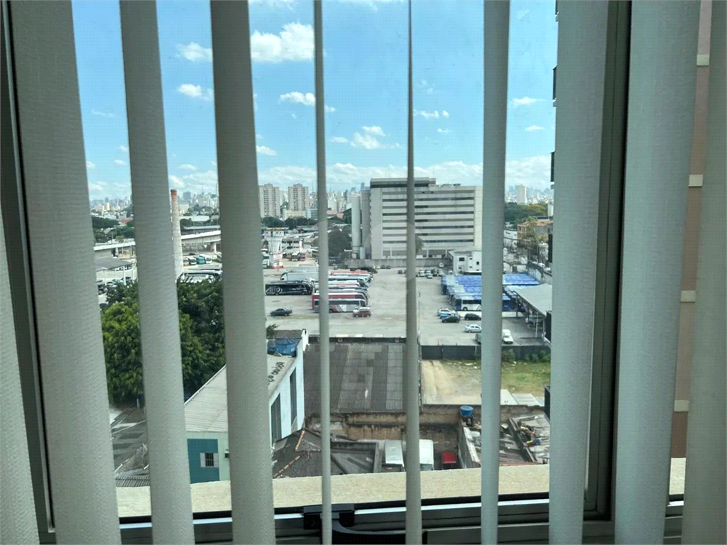 Sala comercial à venda a 140 metros do Metrô Portuguesa-Tietê