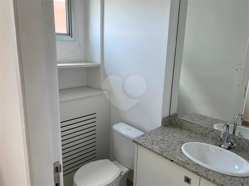 Sala comercial à venda a 140 metros do Metrô Portuguesa-Tietê