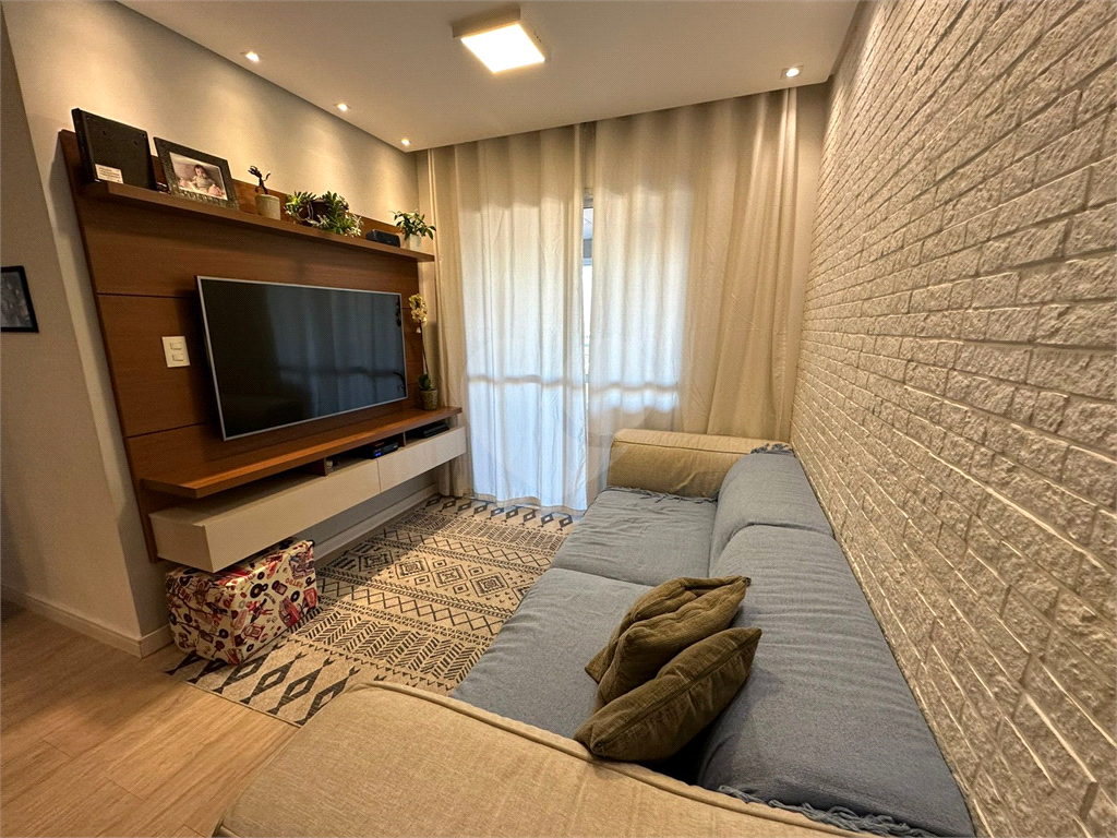 APARTAMENTO em VILA GUILHERME