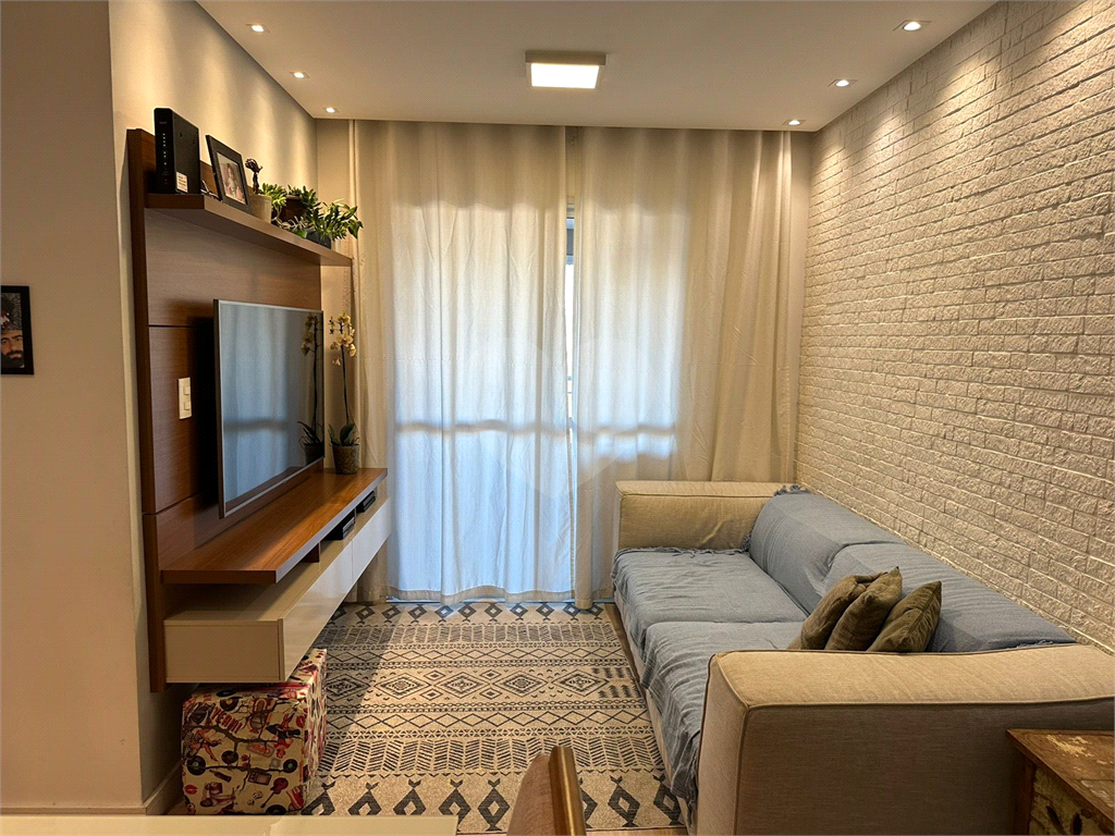 APARTAMENTO em VILA GUILHERME