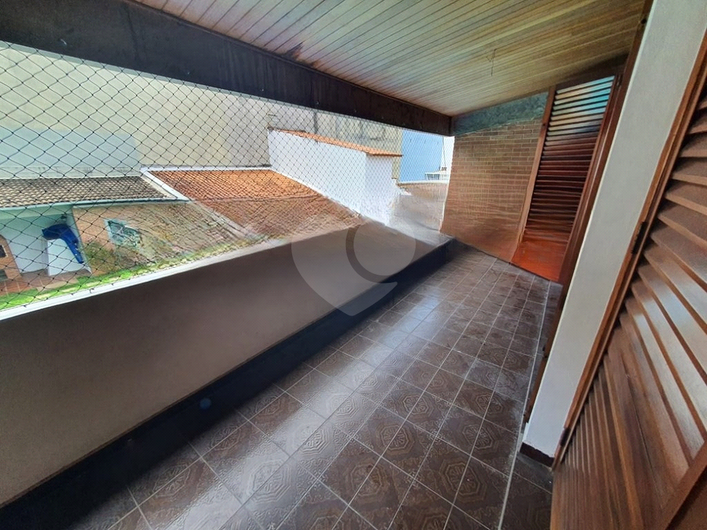Sobrado no Jardim França 3 dormitórios 3 Vagas de Garagem e Piscina  