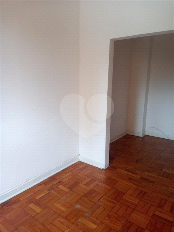 Apartamento à venda com 1 quarto, 37m² - Foto 28