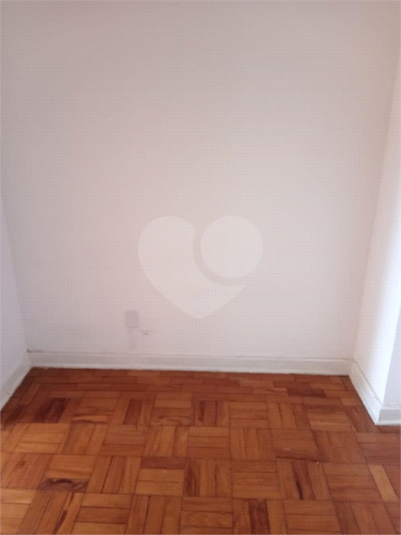 Apartamento à venda com 1 quarto, 37m² - Foto 30