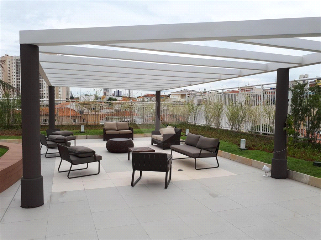 Apartamento moderno no Anália Franco de 55m2  mobiliado, com 2 quartos sendo 1 suíte, varanda, 1 vag