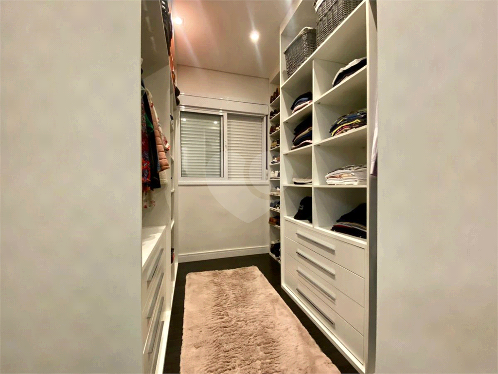 Apartamento moderno no Anália Franco de 55m2  mobiliado, com 2 quartos sendo 1 suíte, varanda, 1 vag