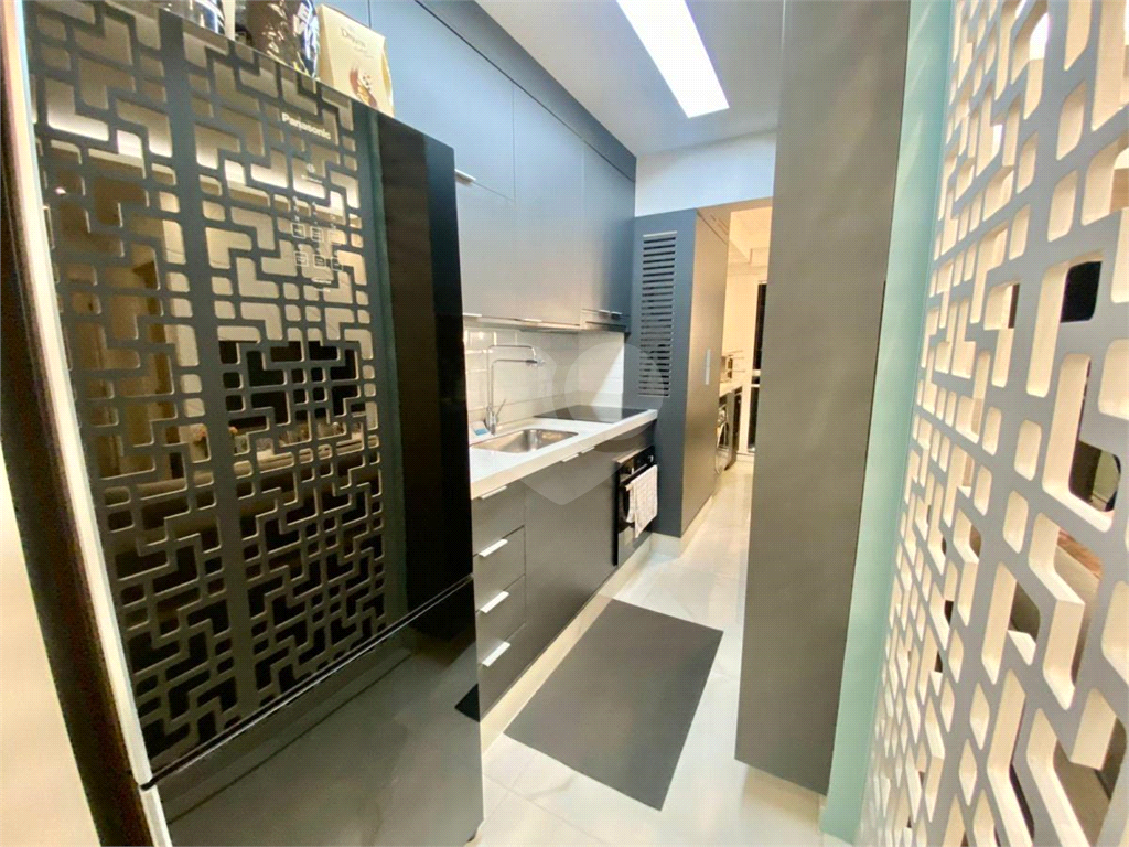 Apartamento moderno no Anália Franco de 55m2  mobiliado, com 2 quartos sendo 1 suíte, varanda, 1 vag