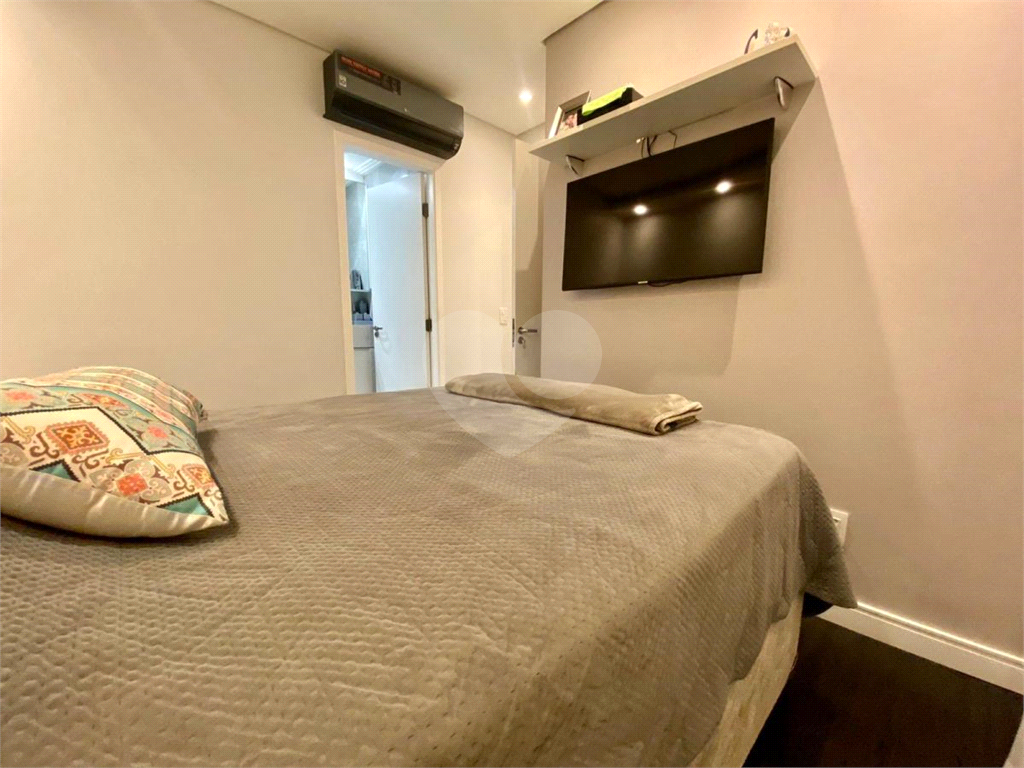 Apartamento moderno no Anália Franco de 55m2  mobiliado, com 2 quartos sendo 1 suíte, varanda, 1 vag
