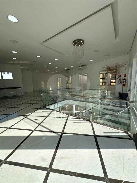 Loja-Salão para alugar, 300m² - Foto 1