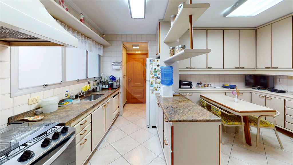 Vendo Apartamento  -  Campo Belo