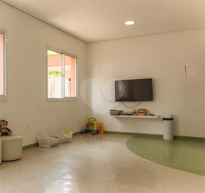 Apartamento à venda com 2 quartos, 41m² - Foto 9