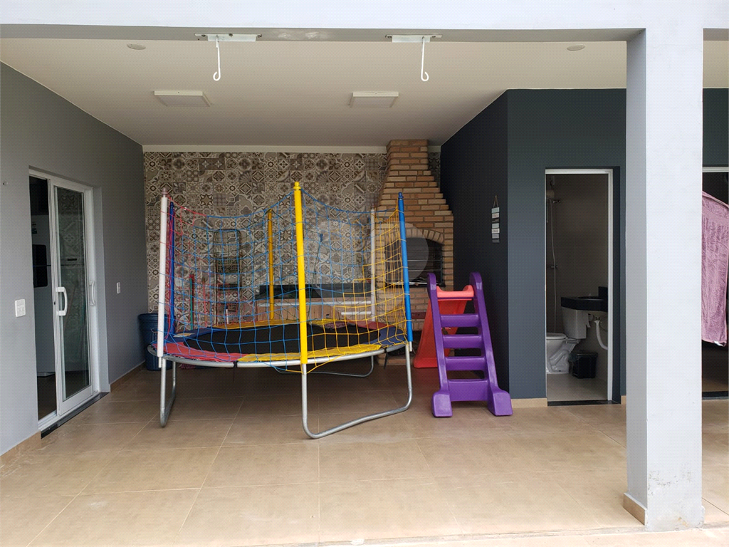 Casa de Condomínio à venda com 3 quartos, 226m² - Foto 10