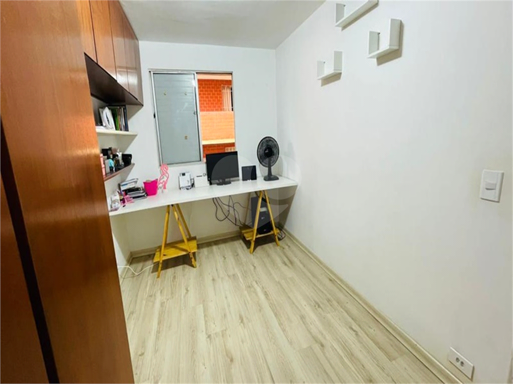 Apartamento à venda com 2 quartos, 60m² - Foto 16