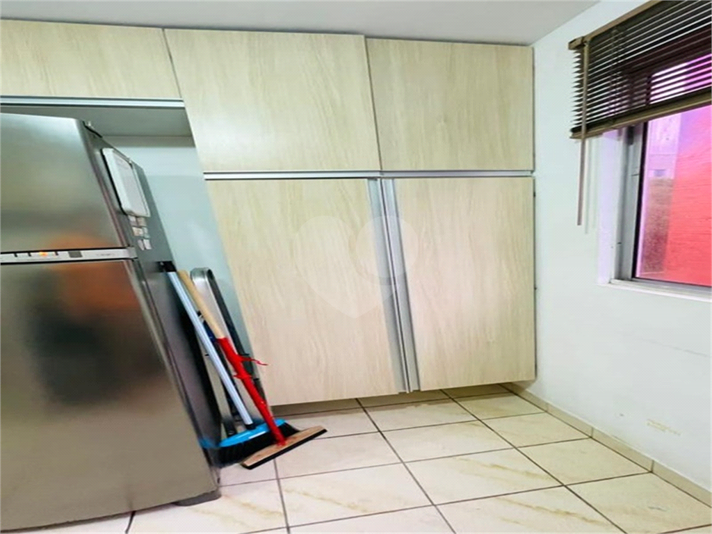 Apartamento à venda com 2 quartos, 60m² - Foto 9