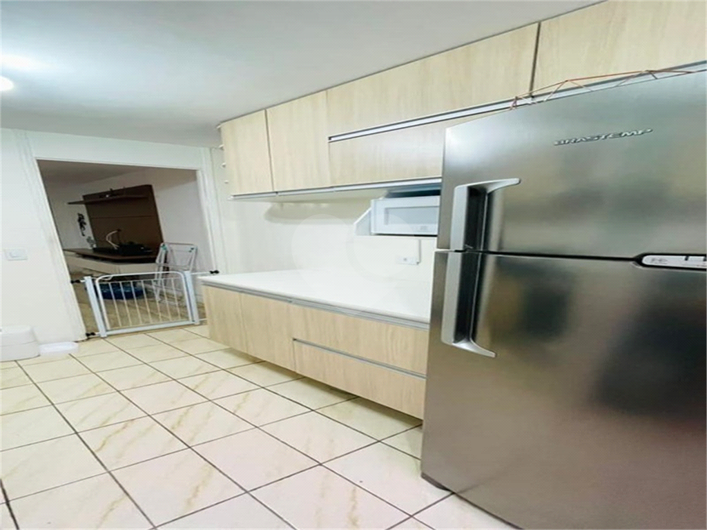 Apartamento à venda com 2 quartos, 60m² - Foto 8