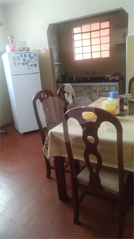 Sobrado na Vila Maria Alta com 02 Quartos e Edícula por R$ 680.000,00